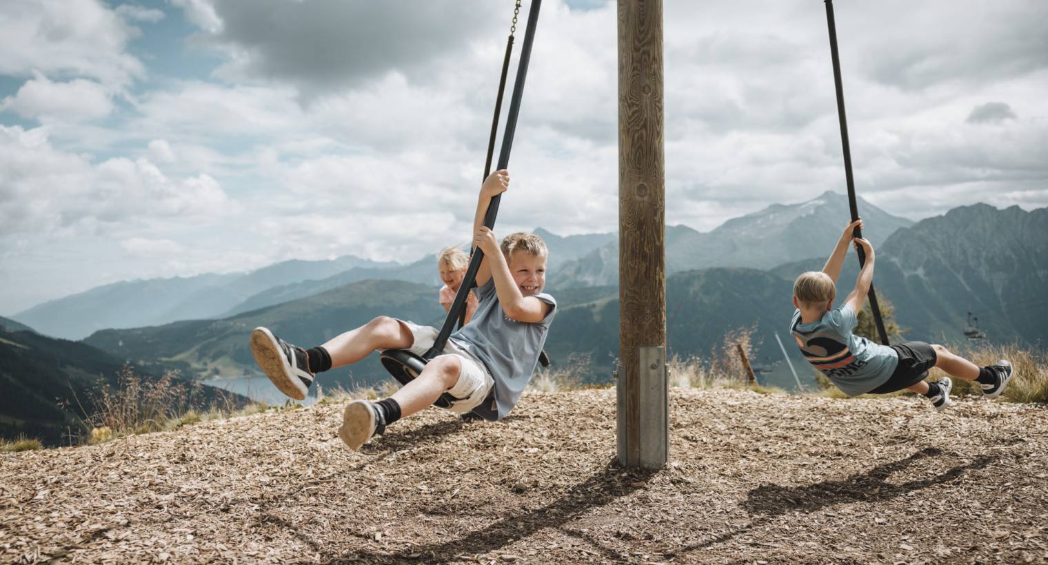 Outdoor Spielplatz: Draußen spielen, drinnen zuhause - Hotel Gaspingerhof