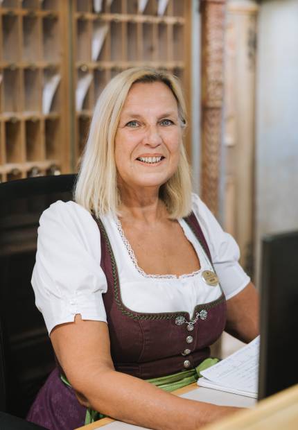 Our team spirit: Working at our hotel in Gerlos - Hotel Gaspingerhof