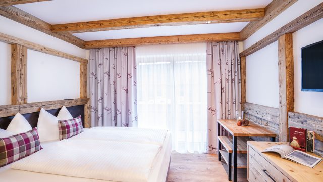 bergjuwel-links-home-streifen 6 Schlafzimmer Bergjuwel II