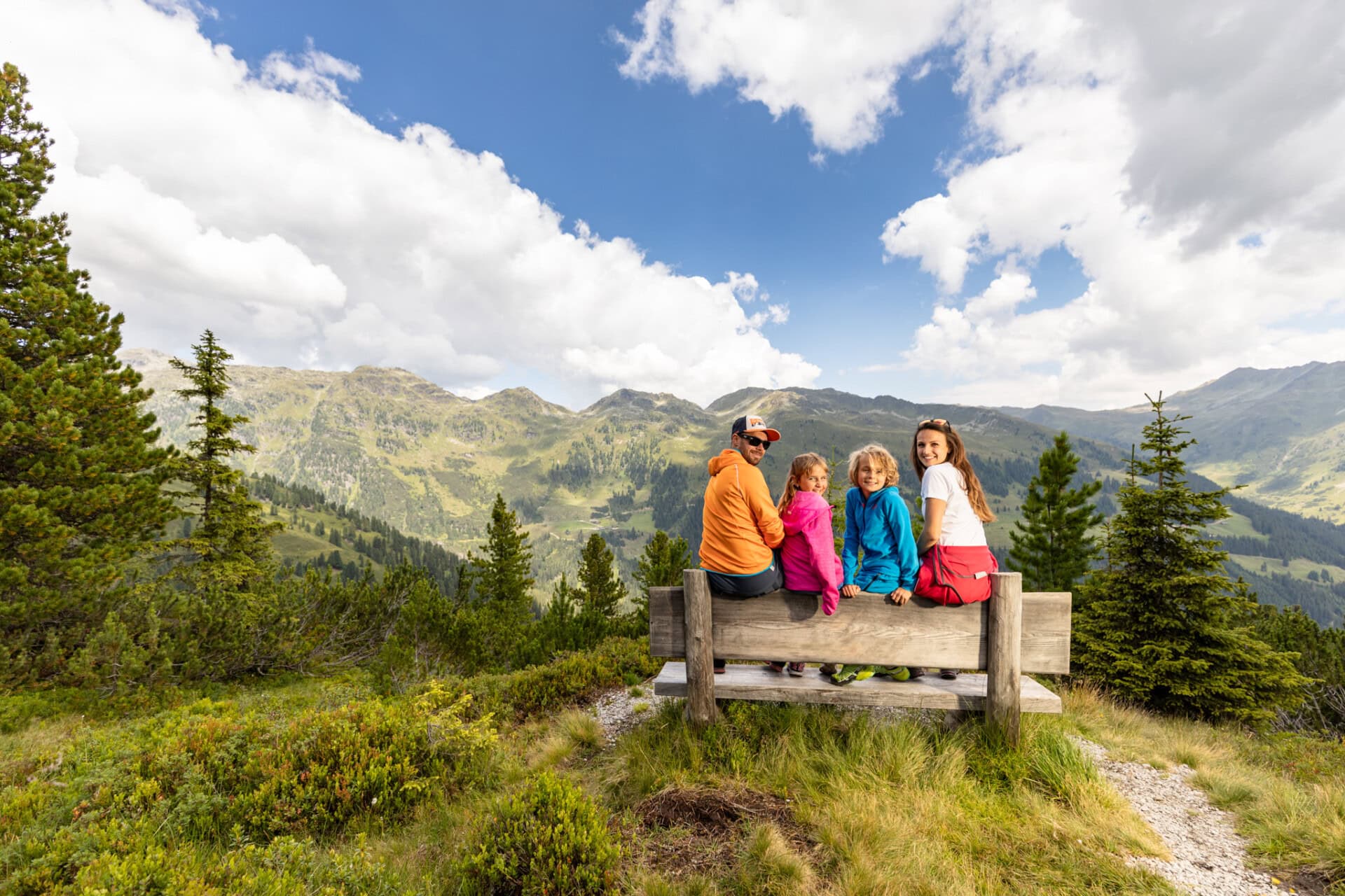 familie sommer wandern lo 407