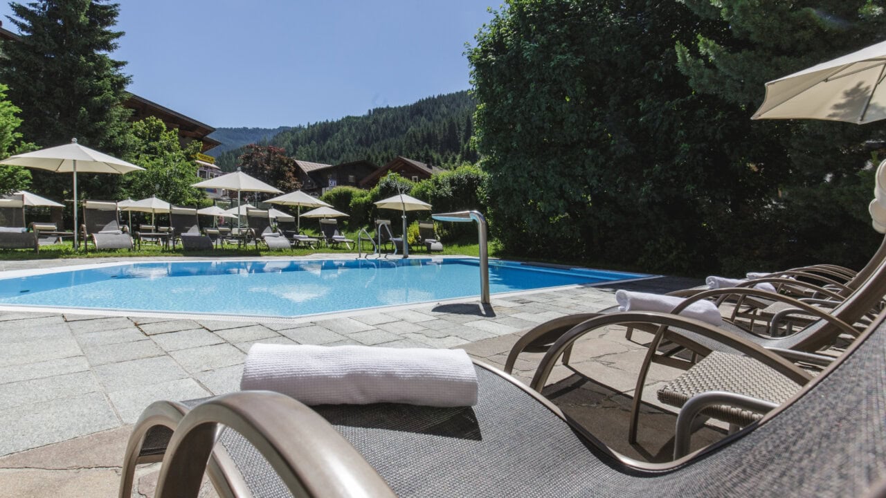 gaspingerhof pool sommer00001